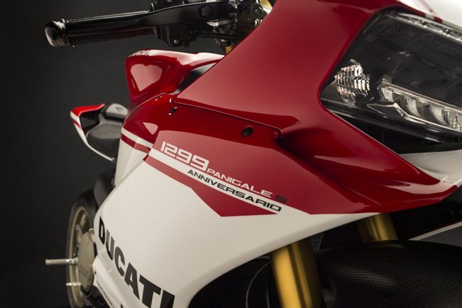 can canh sieu mo to ducati 1299 panigale s anniversario hinh anh 8